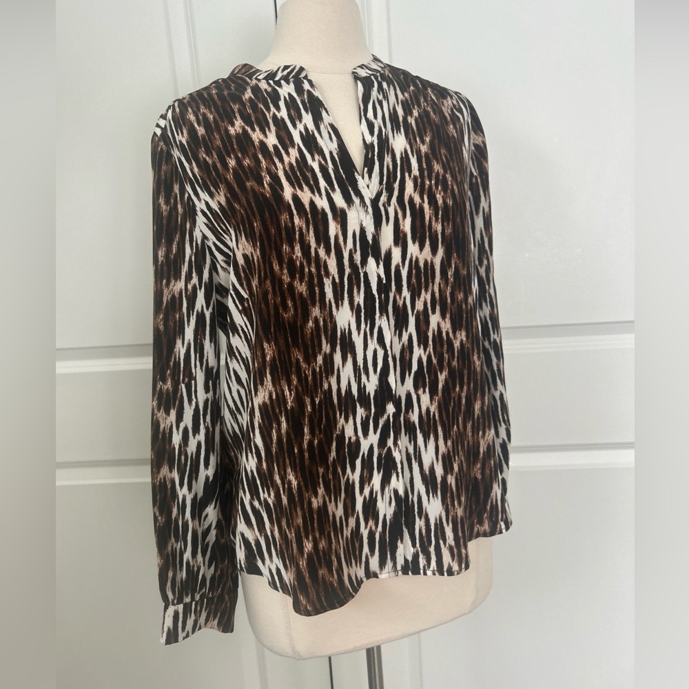 $395 NWT L'Agence size M Camilla Blouse Top 100% silk Animal print
